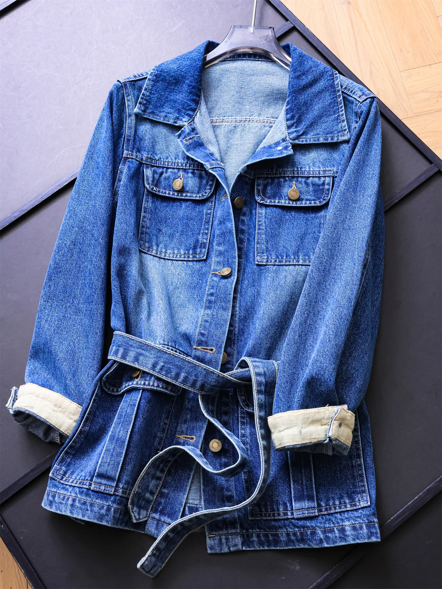 Casual Style Long Sleeve Women's Denim Jacket Color Block Cuff Waist Cinch Multiple Pockets Autumn New Arrival B843
Casual Style Long Sleeve Women's Denim Jacket Color Block Cuff Waist Cinch Multiple Pockets Autumn New Arrival B843