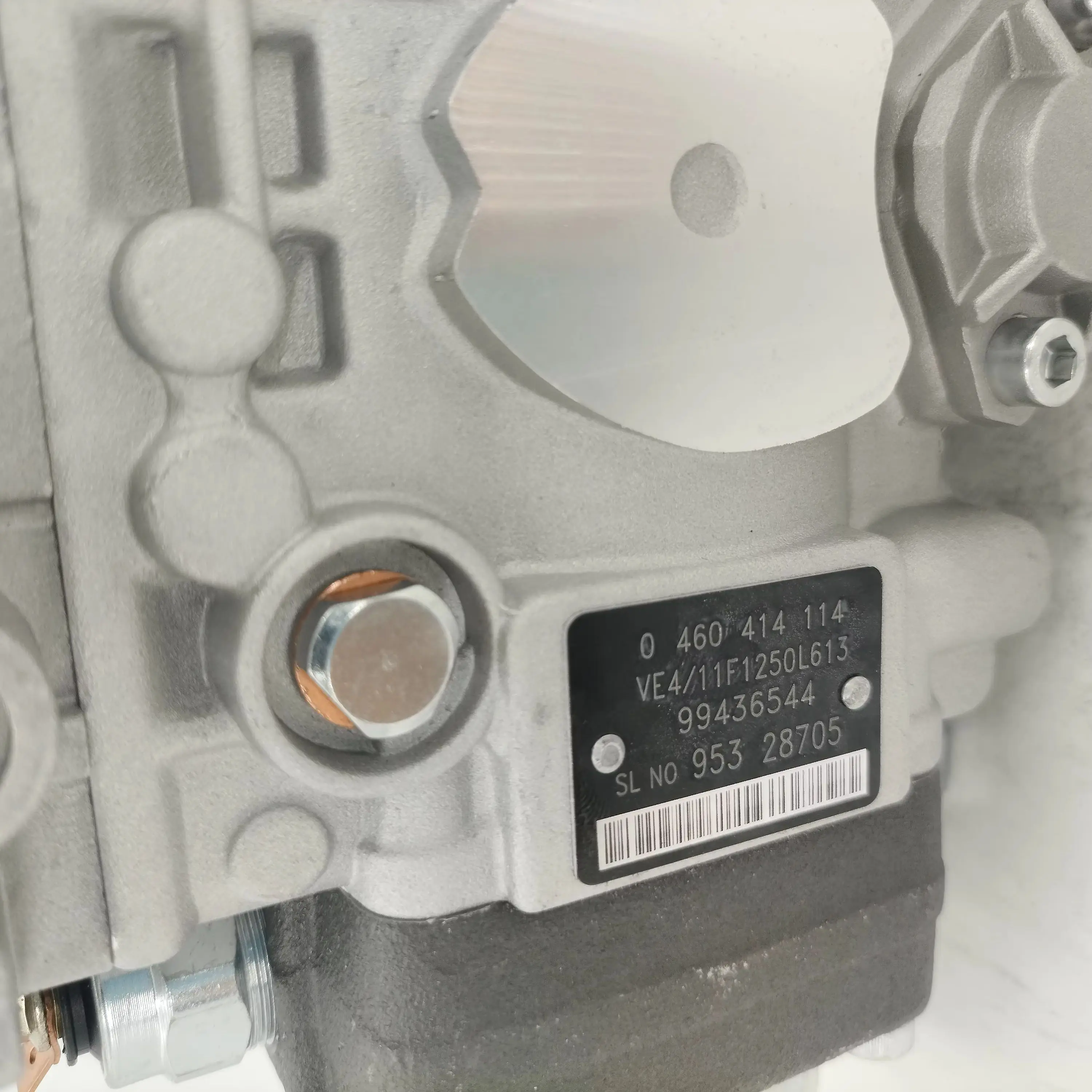 New Conditions 0460414114 Diesel Inyectures Pump for Iveco 63 KW New Holland TL90 Engine 0 460 414 114 99436544 Fuel Pumps
New Conditions 0460414114 Diesel Inyectures Pump for Iveco 63 KW New Holland TL90 Engine 0 460 414 114 99436544 Fuel Pumps