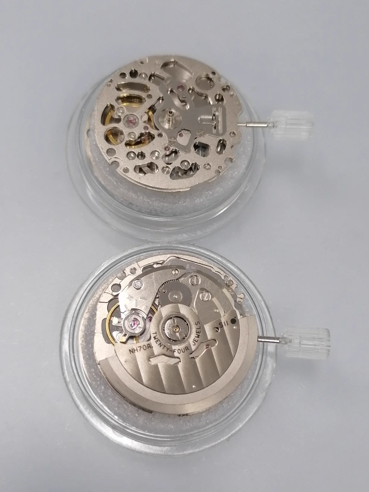 Japan Genuine NH70 NH70A Mechanical Movement 24 Jewels Skeleton Mechanism Modification Automatic Watch Replace Movement
Japan Genuine NH70 NH70A Mechanical Movement 24 Jewels Skeleton Mechanism Modification Automatic Watch Replace Movement