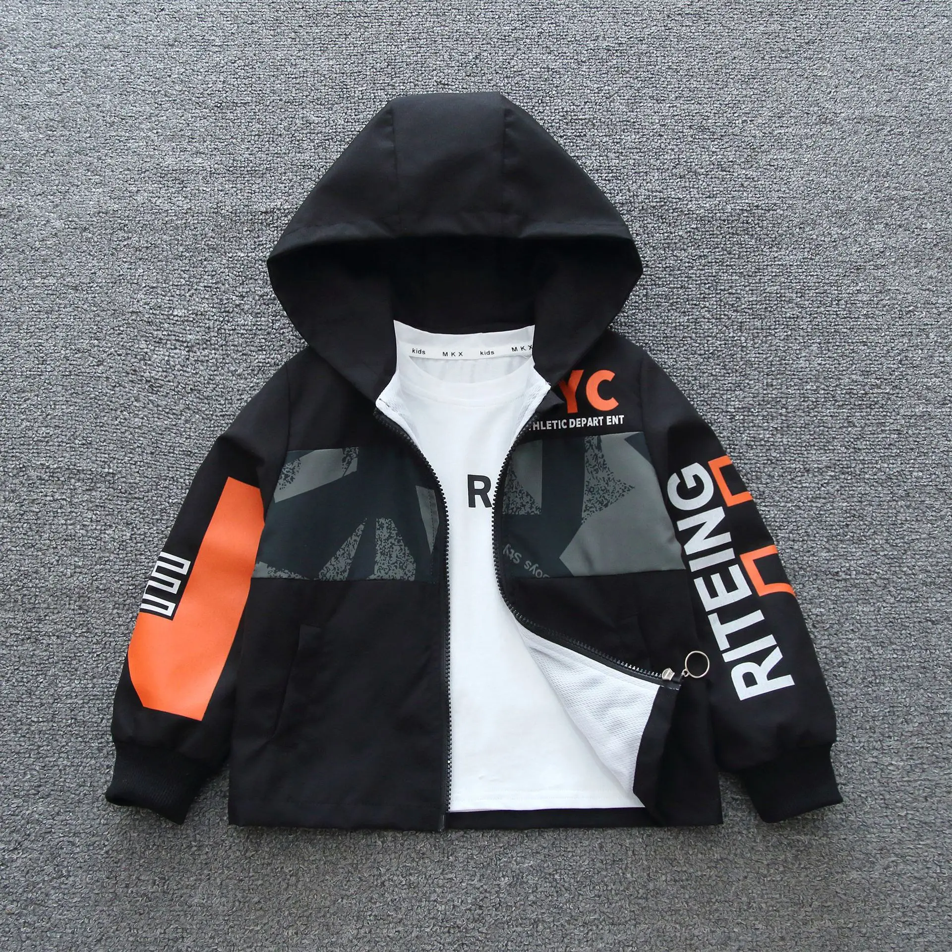 Children's clothing: Spring and autumn, boys' hooded windbreaker, jacket, down jacket, children's labor uniforms, girls' school
Children's clothing: Spring and autumn, boys' hooded windbreaker, jacket, down jacket, children's labor uniforms, girls' school