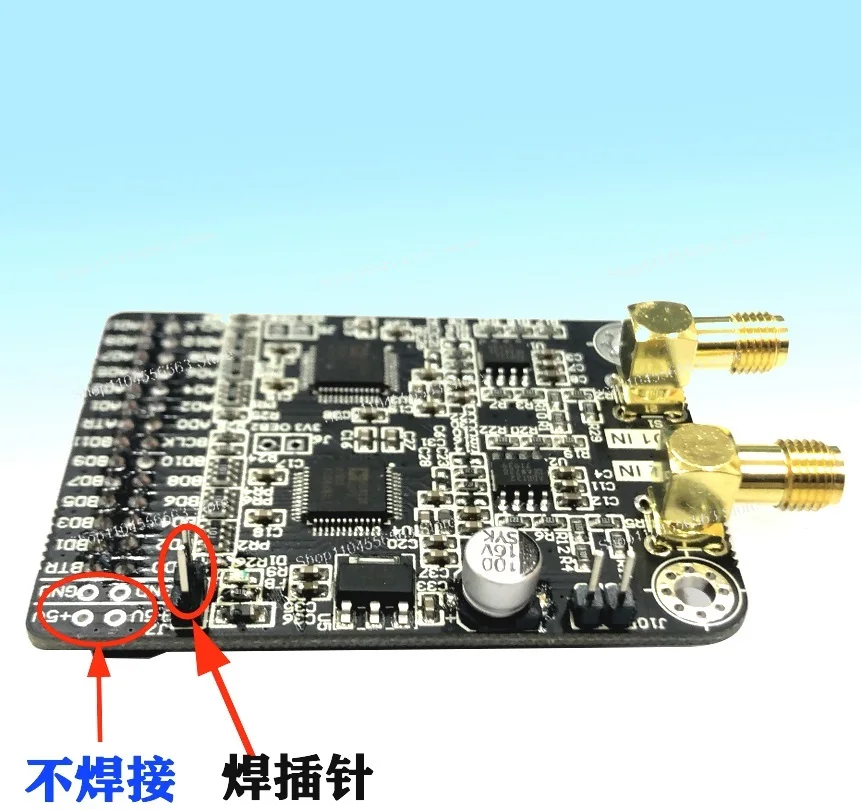 Dual channel high speed AD module AD9226 parallel 12 bit AD 65M data acquisition development board
Dual channel high speed AD module AD9226 parallel 12 bit AD 65M data acquisition development board