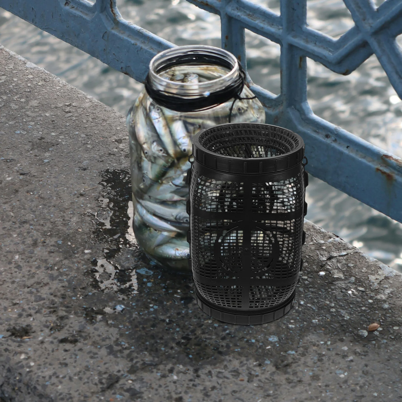 Large Fish Cage Sinking Bottom Trap Round Net Cage Easy Install Clean for Lakes Rivers Ponds Fishing Feed Basket
Large Fish Cage Sinking Bottom Trap Round Net Cage Easy Install Clean for Lakes Rivers Ponds Fishing Feed Basket