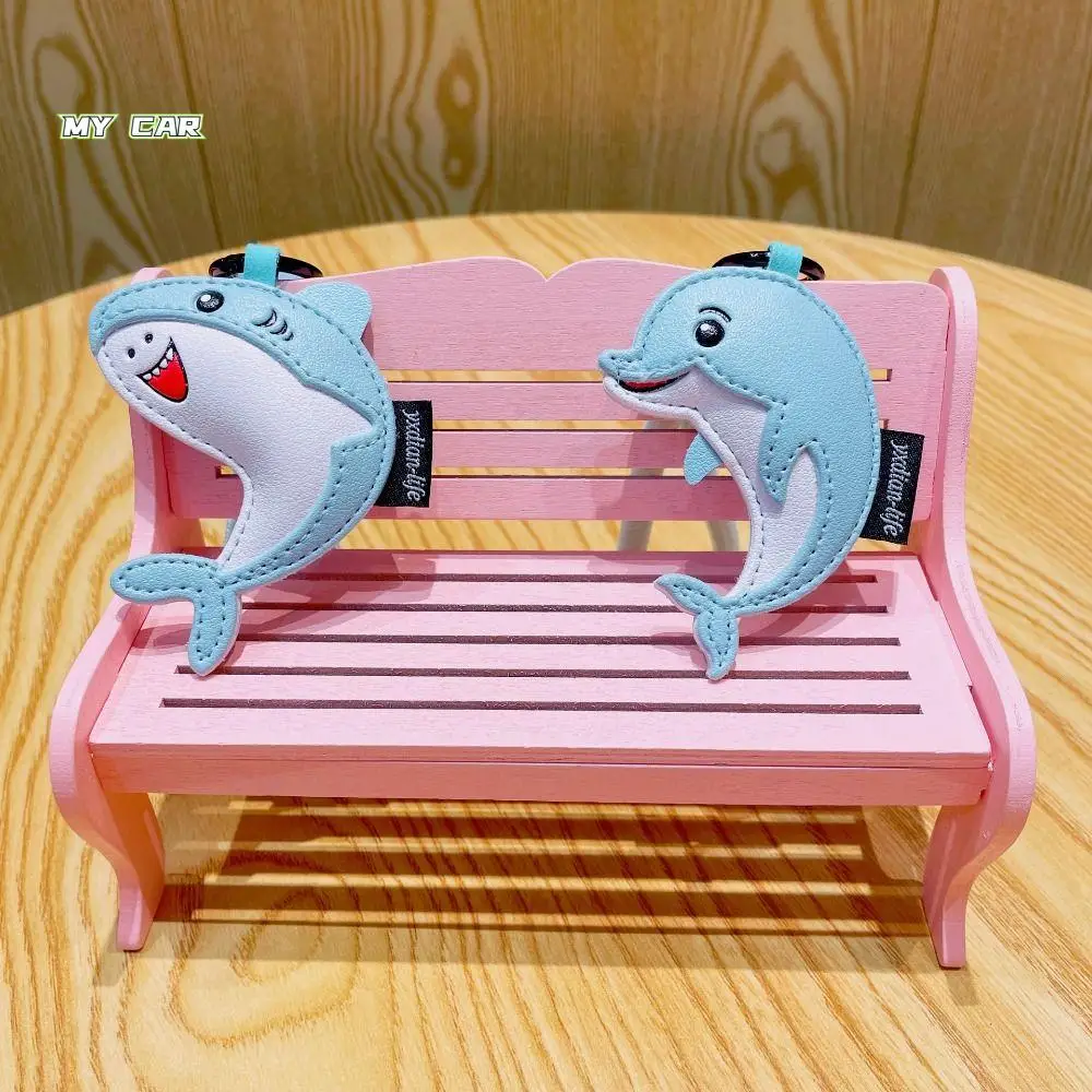Creative PU Leather Dolphin Keychain Shark Whale Dolphin Pendant Bag Charms Birthday Gifts Car Keyring Students
Creative PU Leather Dolphin Keychain Shark Whale Dolphin Pendant Bag Charms Birthday Gifts Car Keyring Students