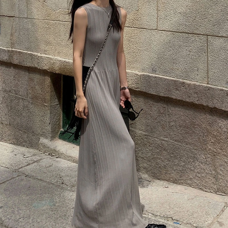 Spring/Summer 2025 Relaxation Pit Vest Knitted Dress Design Bottom Skirt
Spring/Summer 2025 Relaxation Pit Vest Knitted Dress Design Bottom Skirt