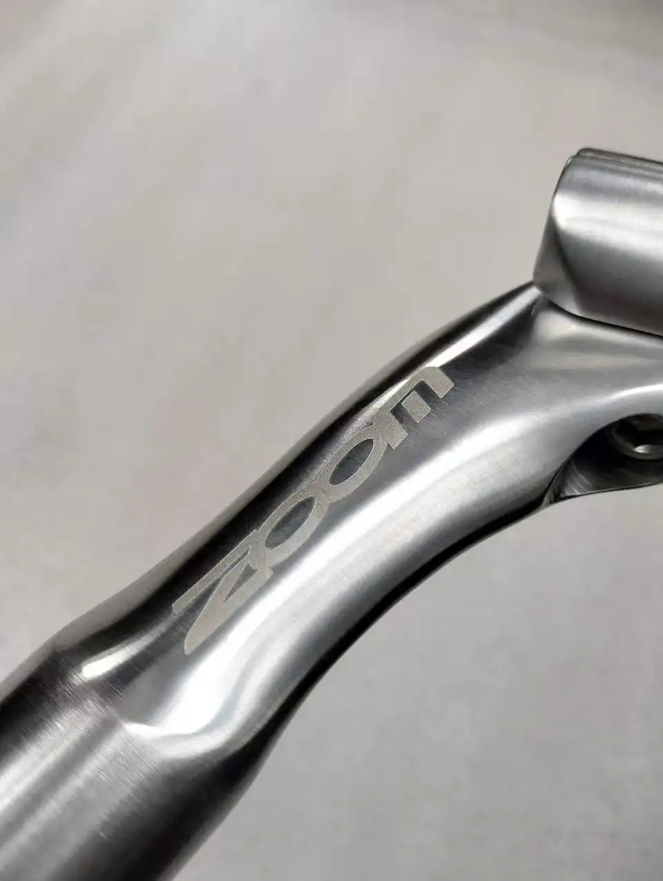 VINTAGE 80S ZOOM SEATPOST SEAT POST ALLOY 27.2MMX 26.8MM LENGTH 220MM OLD SCHOOL BMX ROAD
VINTAGE 80S ZOOM SEATPOST SEAT POST ALLOY 27.2MMX 26.8MM LENGTH 220MM OLD SCHOOL BMX ROAD