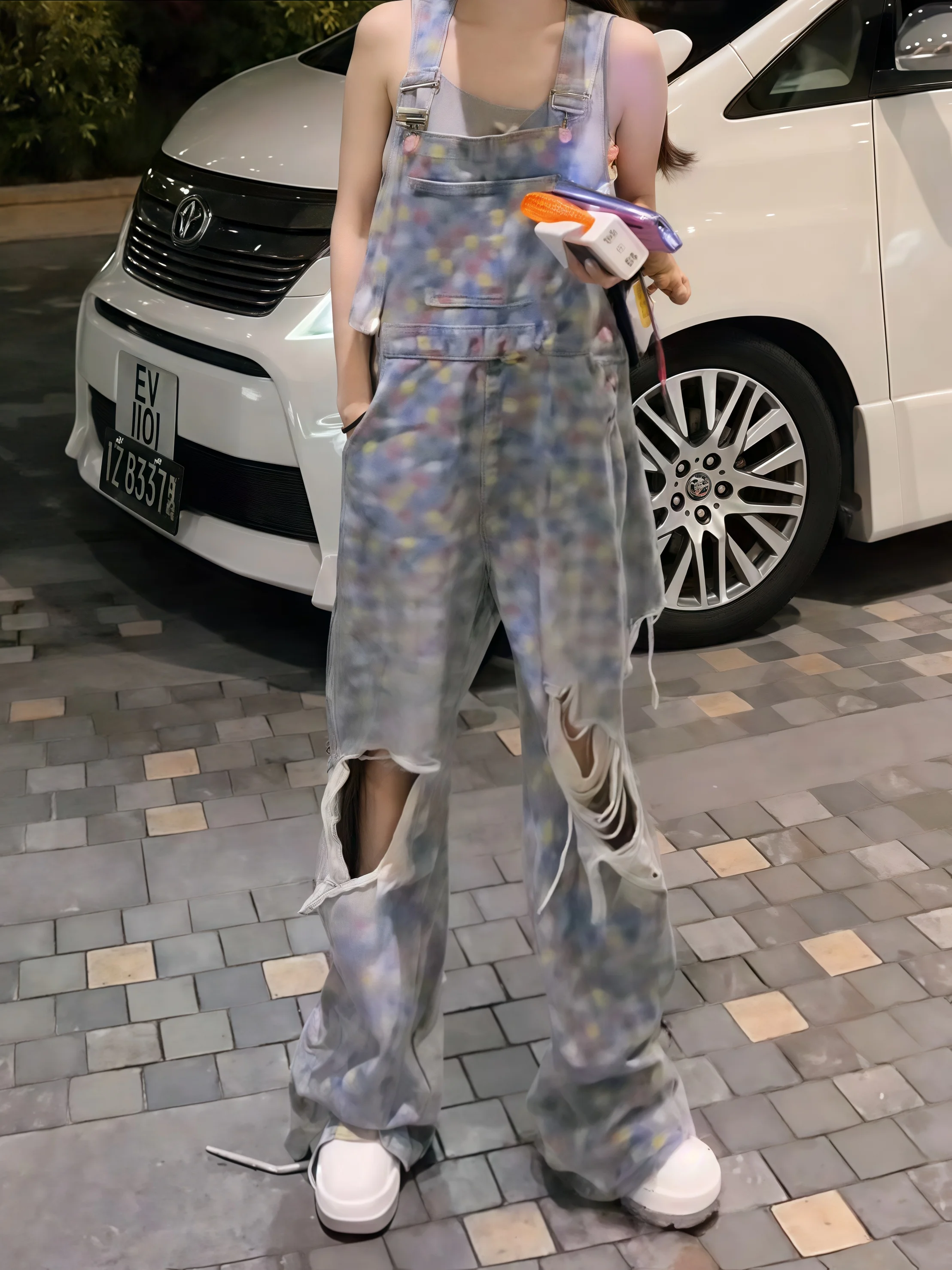 Retro American Spicy Girl Embroidered Patch Slimming Jeans Women Summer Hole Wide Leg Loose Overalls High Waist Denim Pants
Retro American Spicy Girl Embroidered Patch Slimming Jeans Women Summer Hole Wide Leg Loose Overalls High Waist Denim Pants
