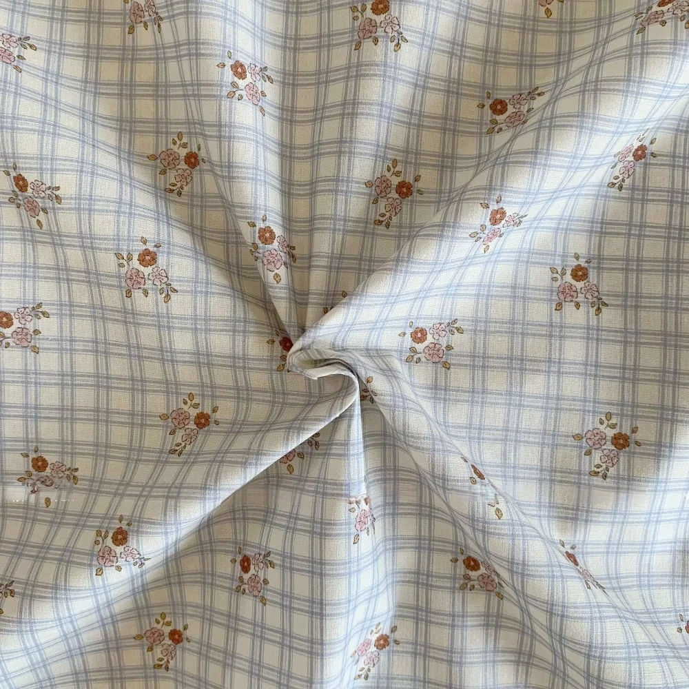 140x50cm Cotton Retro Plaid Floral Fabric Korean Style Handbag Bibs Kids' Clothing Women's Dresses INS Trend Sewing Material
140x50cm Cotton Retro Plaid Floral Fabric Korean Style Handbag Bibs Kids' Clothing Women's Dresses INS Trend Sewing Material
