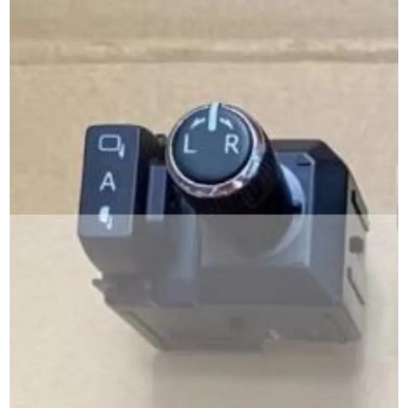 For Toyota Camry Highlander Sienna Granvia Crown Rearview Mirror Switch Rearview Mirror Folding Adjustment Switch
For Toyota Camry Highlander Sienna Granvia Crown Rearview Mirror Switch Rearview Mirror Folding Adjustment Switch