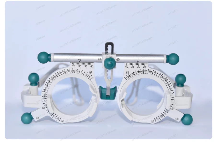 Регулируемая оправа для проверки рефракции, 5 слотов для карт, межзрачковое расстояние 48-80 мм, около 54 грамм.
Регулируемая оправа для проверки рефракции, 5 слотов для карт, межзрачковое расстояние 48-80 мм, около 54 грамм.