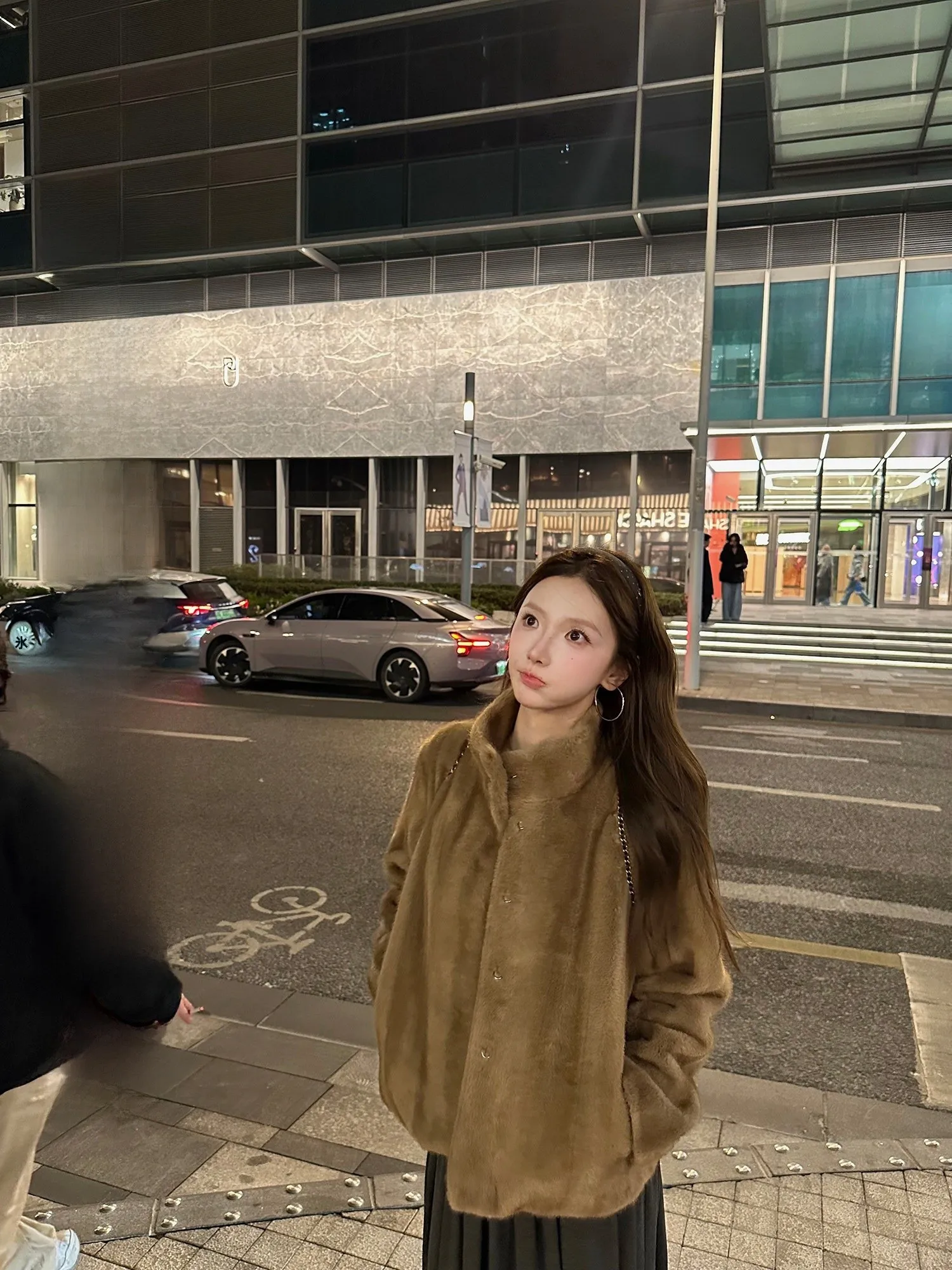 Goo Goo Eyes Women's Faux Fur Coat Stand Collar Loose Warm Winter Outerwear Long Sleeve Short Length Brandless Eco-Friendly
Goo Goo Eyes Women's Faux Fur Coat Stand Collar Loose Warm Winter Outerwear Long Sleeve Short Length Brandless Eco-Friendly