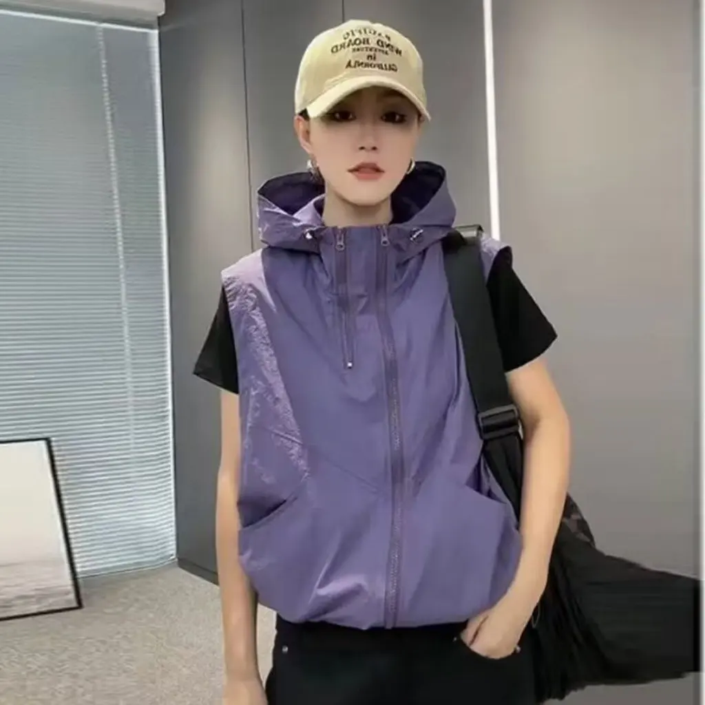 Women's Hooded Vest Coat Sunscreen European Design Spring Sleeveless Breathable Short Top All-Match Fashion 
Women's Hooded Vest Coat Sunscreen European Design Spring Sleeveless Breathable Short Top All-Match Fashion