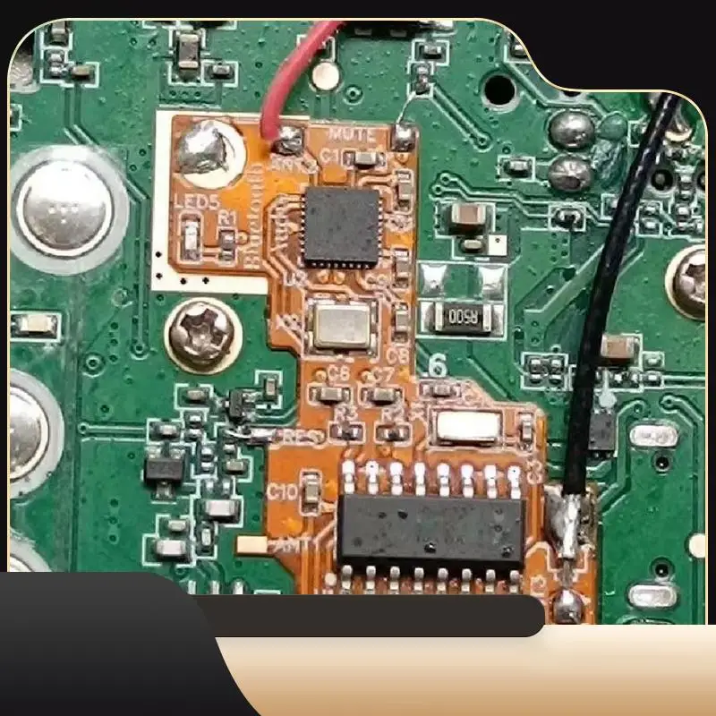 SI4732 Модифицированный модуль радиопередатчика и стерео Bluetooth + чип 2X2M, поддержка нескольких систем для Quansheng UV K5 K6-T44C
SI4732 Модифицированный модуль радиопередатчика и стерео Bluetooth + чип 2X2M, поддержка нескольких систем для Quansheng UV K5 K6-T44C