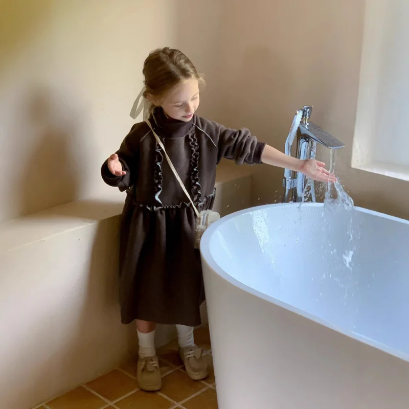 Girls' Ruffled Long Sleeve Thickened Dress Baby Autumn Winter Stylish Fashion Dress Children's Princess Dress
Girls' Ruffled Long Sleeve Thickened Dress Baby Autumn Winter Stylish Fashion Dress Children's Princess Dress