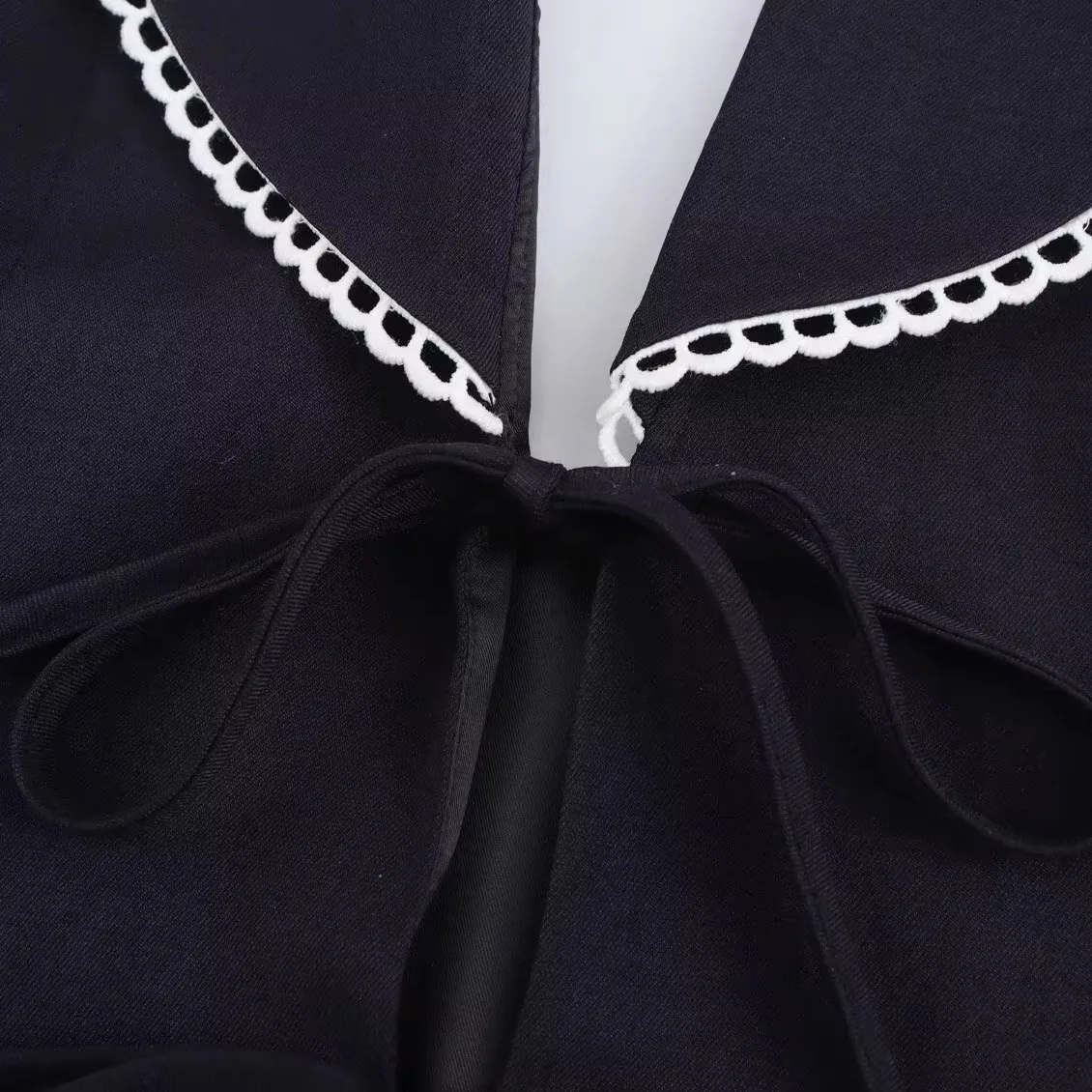 ZBZA Spring New Faionable Women's Top Collar Design with Knot Splicing Ne Hanging Regenerated Cellulose Fiber
ZBZA Spring New Faionable Women's Top Collar Design with Knot Splicing Ne Hanging Regenerated Cellulose Fiber
