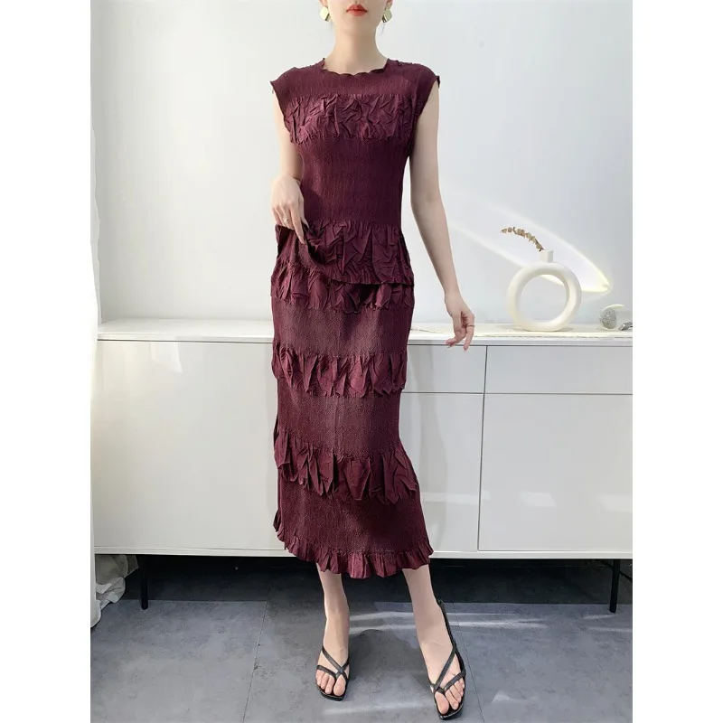 Miyake Temperament Pleated Blouse Female Summer Slim Short-sleeved T-shirt Women's Simple Loose with Elastic Skirt 2-piece Set
Miyake Temperament Pleated Blouse Female Summer Slim Short-sleeved T-shirt Women's Simple Loose with Elastic Skirt 2-piece Set