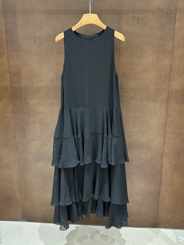 Versatile Sleeveless Cake Dress Women's Spring 2026 Casual Style Loose Fit round Neckline Polyester Fabric Slimming Effect
Versatile Sleeveless Cake Dress Women's Spring 2026 Casual Style Loose Fit round Neckline Polyester Fabric Slimming Effect