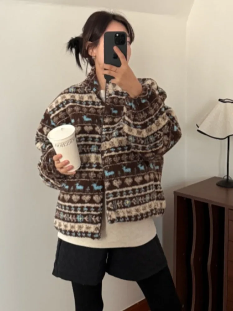 Winter Thiened Lamb Fur Cotton Jaet Women's Loose Versatile Sweatirt Coat Korean Sle Zipper Closure Casual Outerwear
Winter Thiened Lamb Fur Cotton Jaet Women's Loose Versatile Sweatirt Coat Korean Sle Zipper Closure Casual Outerwear