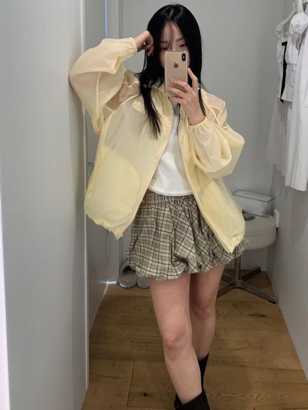 Легкая свободная женская верхняя одежда Jaet, повседневная одежда на молнии с защитой от ультрафиолета, весна-лето, анти-УФ-одежда Fem Model
Легкая свободная женская верхняя одежда Jaet, повседневная одежда на молнии с защитой от ультрафиолета, весна-лето, анти-УФ-одежда Fem Model