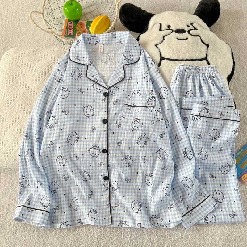 Женский пижамный комплект Hello Kitty, осенне-зимний новый комфортный Y2K, милая кавайная клетчатая одежда для дома, комплект из 2 предметов, топ с длинными рукавами, брюки, одежда для сна
Женский пижамный комплект Hello Kitty, осенне-зимний новый комфортный Y2K, милая кавайная клетчатая одежда для дома, комплект из 2 предметов, топ с длинными рукавами, брюки, одежда для сна