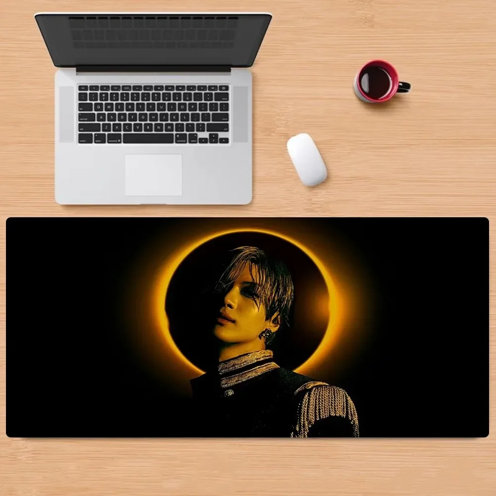 kpop SHINee Taemin Mouse Pad Non-slip Lockedge Office Student Gaming Thickened Large Writing Pad Cushion
kpop SHINee Taemin Mouse Pad Non-slip Lockedge Office Student Gaming Thickened Large Writing Pad Cushion