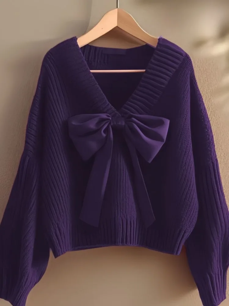 Vintage V-neck Bow Black Sweater for Women 2025 Spring Autumn New Knitted Pullover Y2k Long Sleeve Loose Tops Mujer
Vintage V-neck Bow Black Sweater for Women 2025 Spring Autumn New Knitted Pullover Y2k Long Sleeve Loose Tops Mujer