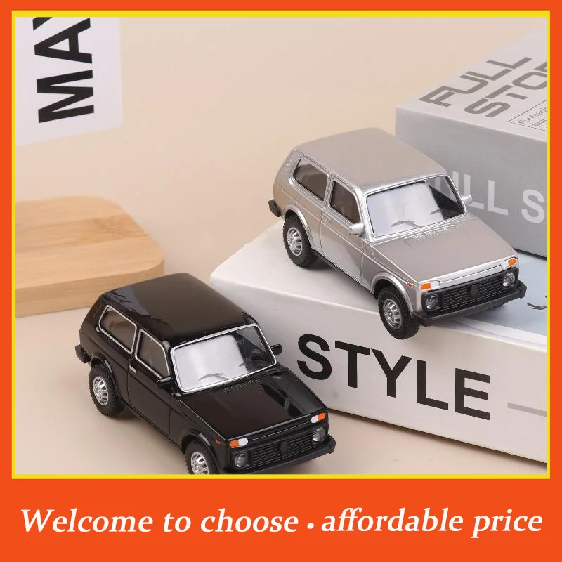 *TH 1pc new 1/43 Scale Simulation Alloy Car Model Retro Diecast Metal Toy Car Ornaments Desktop Decoration Collect Hobby Gifts
*TH 1pc new 1/43 Scale Simulation Alloy Car Model Retro Diecast Metal Toy Car Ornaments Desktop Decoration Collect Hobby Gifts