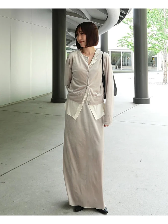 High Waist Velvet Skirt with Side Zipper And Slit for Women Autumn Winter Commute OL Design Casual Warm Polyester Blend
High Waist Velvet Skirt with Side Zipper And Slit for Women Autumn Winter Commute OL Design Casual Warm Polyester Blend