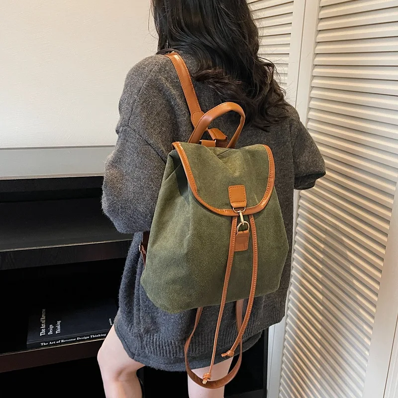 Autumn and winter of 2025 trendy simple and stylish backpack for women retro and fashionable new style bag
Autumn and winter of 2025 trendy simple and stylish backpack for women retro and fashionable new style bag
