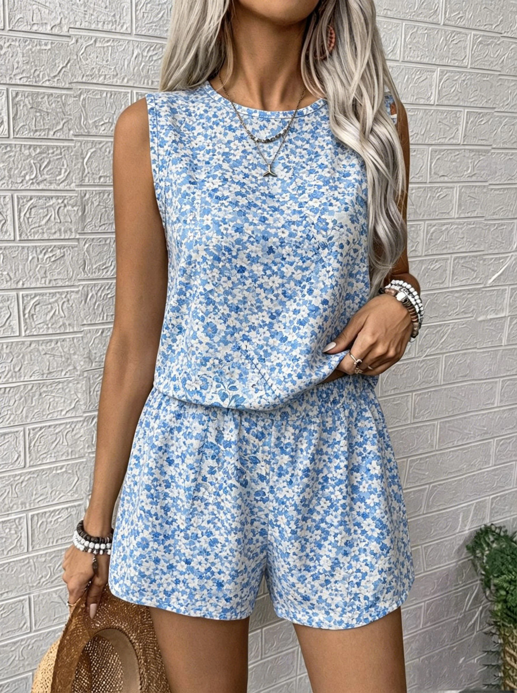 Women’s Ditsy Floral Printed Short Vest Top Two-Piece Set Vintage High Waist Summer Short Pants Sets for Female Fashionable Sets
Women’s Ditsy Floral Printed Short Vest Top Two-Piece Set Vintage High Waist Summer Short Pants Sets for Female Fashionable Sets