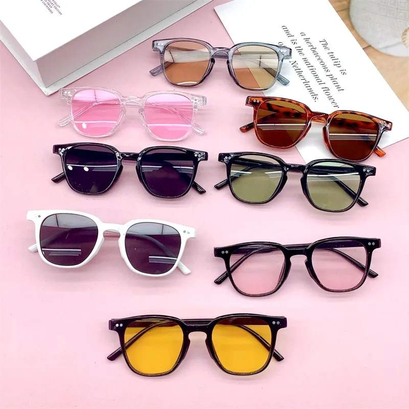 Fashion Kids Summer Sun Protection Sunglasses Outdoor Sunshade Mirror Goggles Children's UV400 Protection Sunglasses Sunscreen
Fashion Kids Summer Sun Protection Sunglasses Outdoor Sunshade Mirror Goggles Children's UV400 Protection Sunglasses Sunscreen