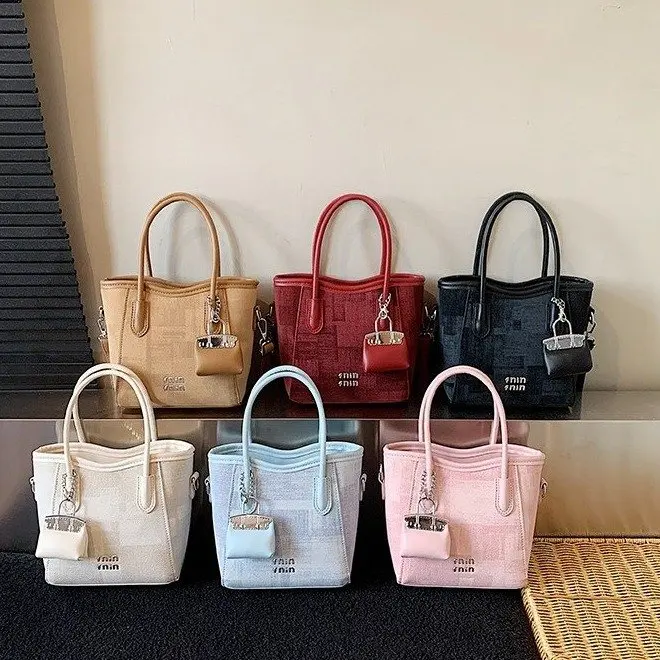 High-End Minimalist Unique Fashion Diaper Bags For Women Designer Leather Large Capacity Elegant Crossbody Bag Luxury
High-End Minimalist Unique Fashion Diaper Bags For Women Designer Leather Large Capacity Elegant Crossbody Bag Luxury