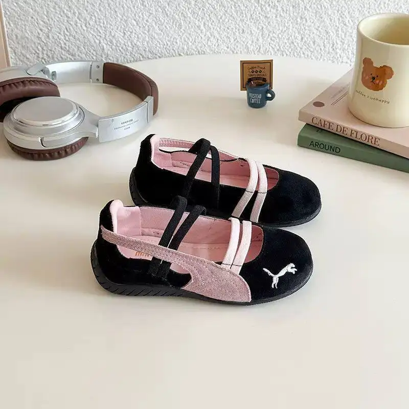 Kids'Casual Shoes Breathable Solid Color PU Leather Spring Flat Shoes For Children Anti-slip Sliver Black Shoes Size 21-37
Kids'Casual Shoes Breathable Solid Color PU Leather Spring Flat Shoes For Children Anti-slip Sliver Black Shoes Size 21-37