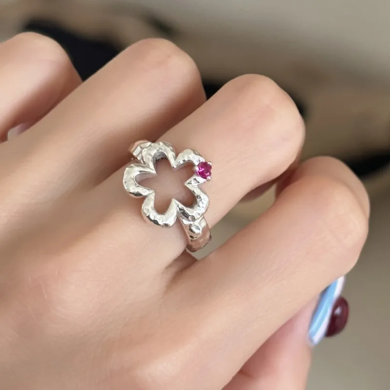 Кольцо Sam Panda из стерлингового серебра 925 пробы с цирконом и цветком для женщин, эстетическое, элегантное, изысканное, милое, регулируемое ювелирное изделие, подарок, Прямая поставка
Кольцо Sam Panda из стерлингового серебра 925 пробы с цирконом и цветком для женщин, эстетическое, элегантное, изысканное, милое, регулируемое ювелирное изделие, подарок, Прямая поставка