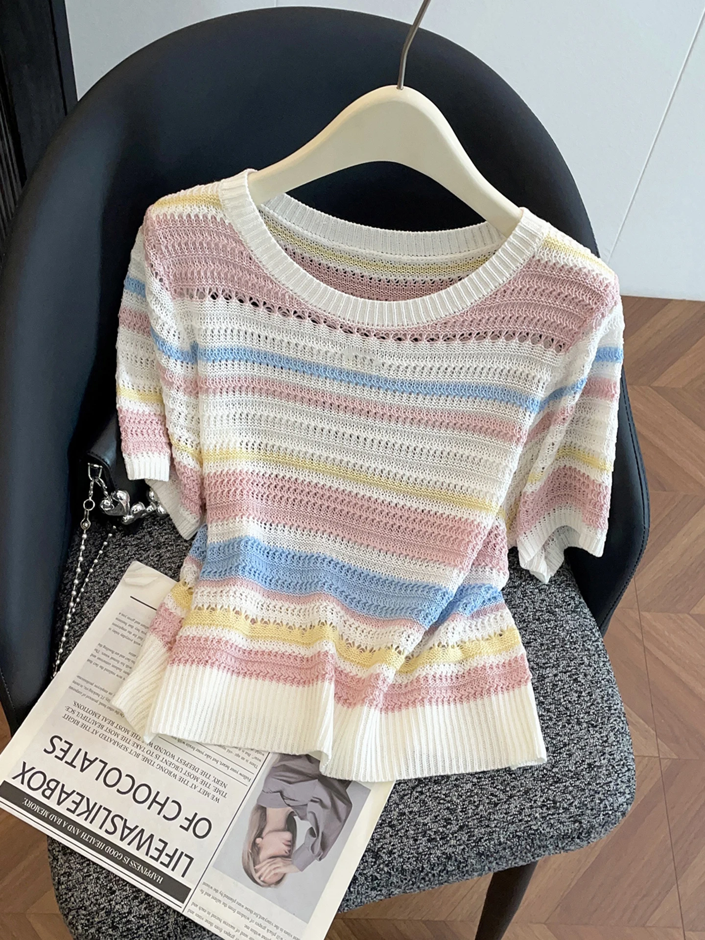 Sweet Soft Rainbow Stripes Knitted T-shirt Women's Summer Fashion Casual Comfortable round Neck Short Sleeve Top
Sweet Soft Rainbow Stripes Knitted T-shirt Women's Summer Fashion Casual Comfortable round Neck Short Sleeve Top