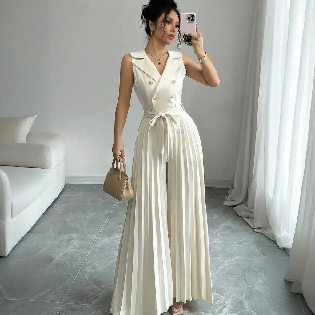 Women's V-Neck Pleated Sleeveless Jumpsuit High Waisted Lace Up Wide Leg Loose Casual Bohemian Romper Fashionable Outfit
Women's V-Neck Pleated Sleeveless Jumpsuit High Waisted Lace Up Wide Leg Loose Casual Bohemian Romper Fashionable Outfit