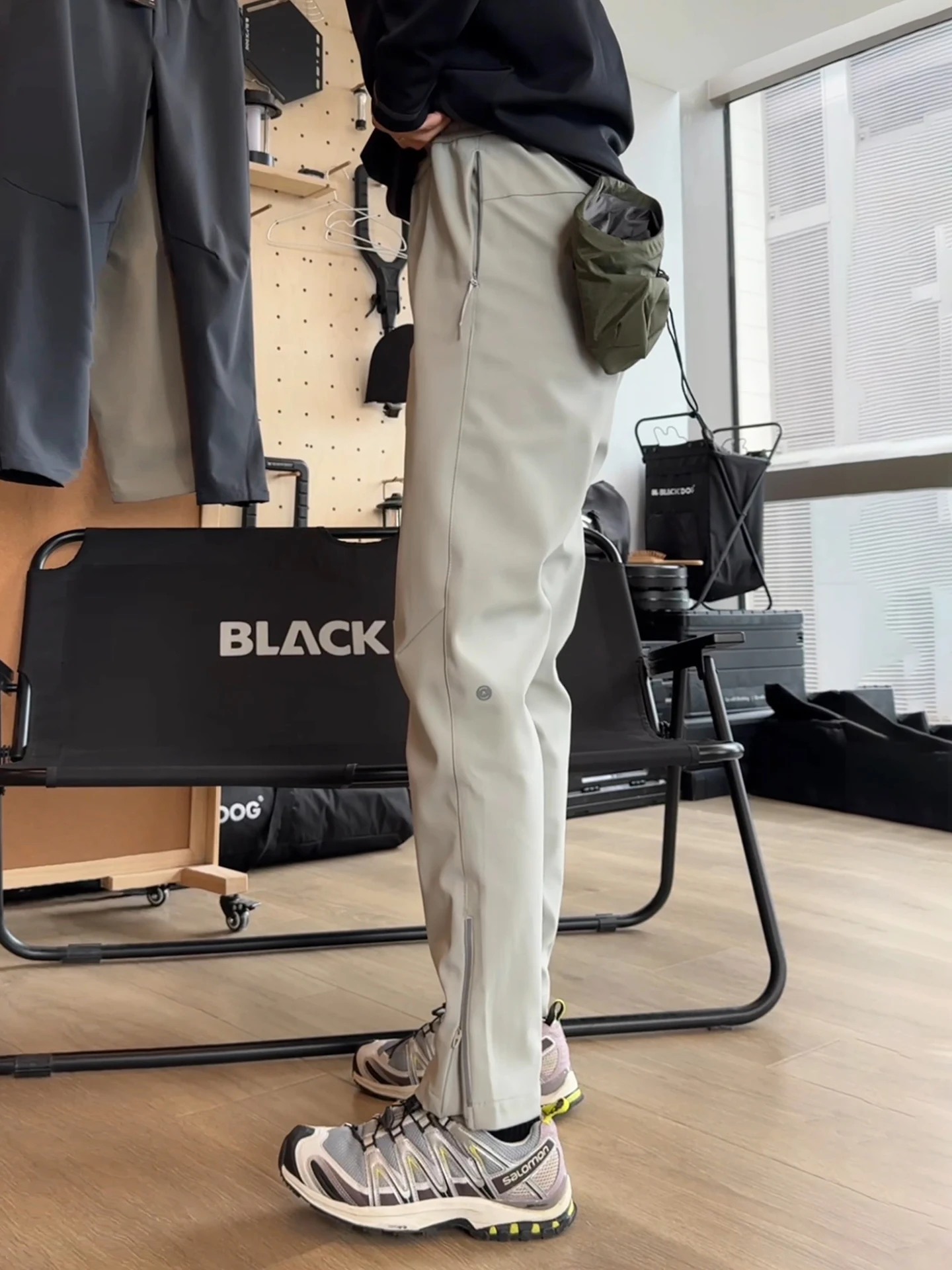 American Sle Soft ell Climbing Pants Women's Autumn Winter Small Size Workwear Outdoor Sports Mountain Climbing Trousers
American Sle Soft ell Climbing Pants Women's Autumn Winter Small Size Workwear Outdoor Sports Mountain Climbing Trousers