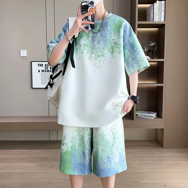 Ice Silk Set Men's Summer New ort Sve T-irt with Five-Point Pants Loose Casual Sports orts Whole Set Teenager Faion
Ice Silk Set Men's Summer New ort Sve T-irt with Five-Point Pants Loose Casual Sports orts Whole Set Teenager Faion