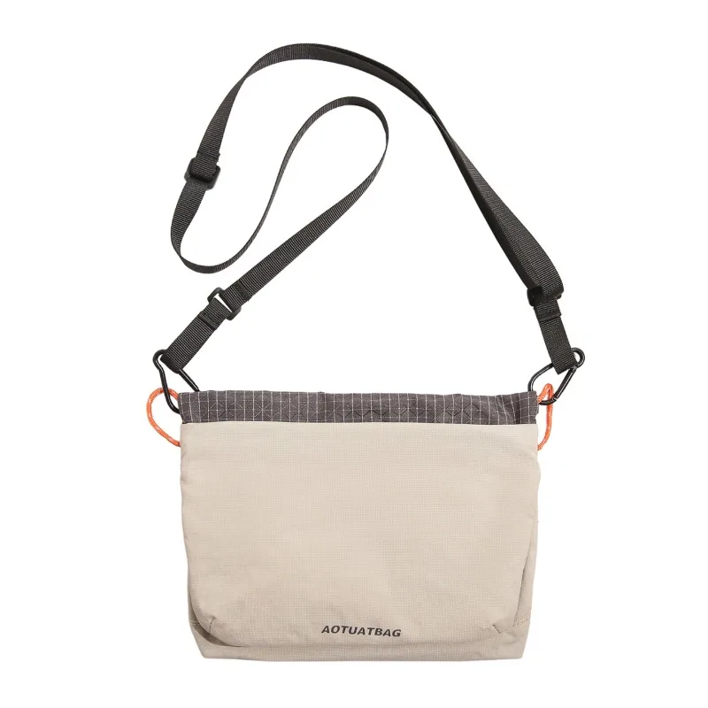 Luxury Brand Diaper Bag For Women, Trendy Letter Logo Design, Casual Simple Vintage Fashionable Messenger Purse
Luxury Brand Diaper Bag For Women, Trendy Letter Logo Design, Casual Simple Vintage Fashionable Messenger Purse