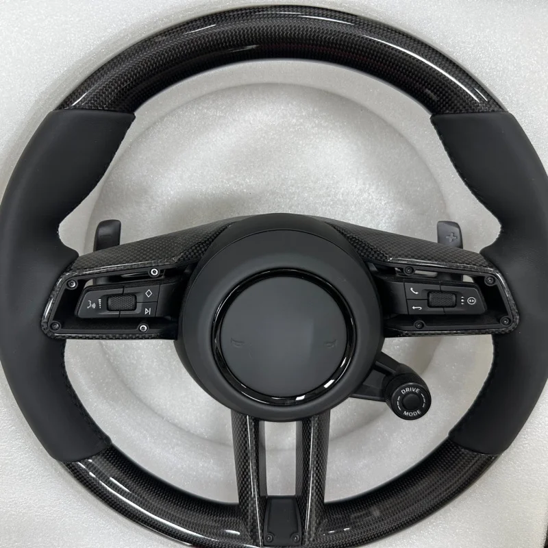 For Porsche Macan/Panamera/Cayenne/718 OEM-Knob Carbon Fiber Steering Wheel (Old-to-New Upgrade)
For Porsche Macan/Panamera/Cayenne/718 OEM-Knob Carbon Fiber Steering Wheel (Old-to-New Upgrade)