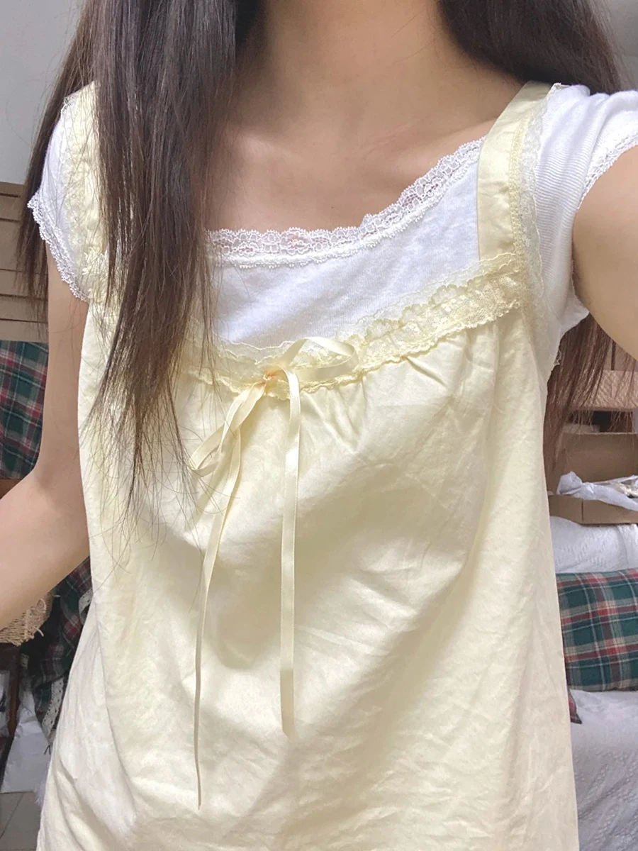 Butter Yellow Lace Trim Camisole Women Summer New Thin Loose Bow Square Neck Long Vests Cute Sweet Casual Simple Tank Tops Y2K
Butter Yellow Lace Trim Camisole Women Summer New Thin Loose Bow Square Neck Long Vests Cute Sweet Casual Simple Tank Tops Y2K