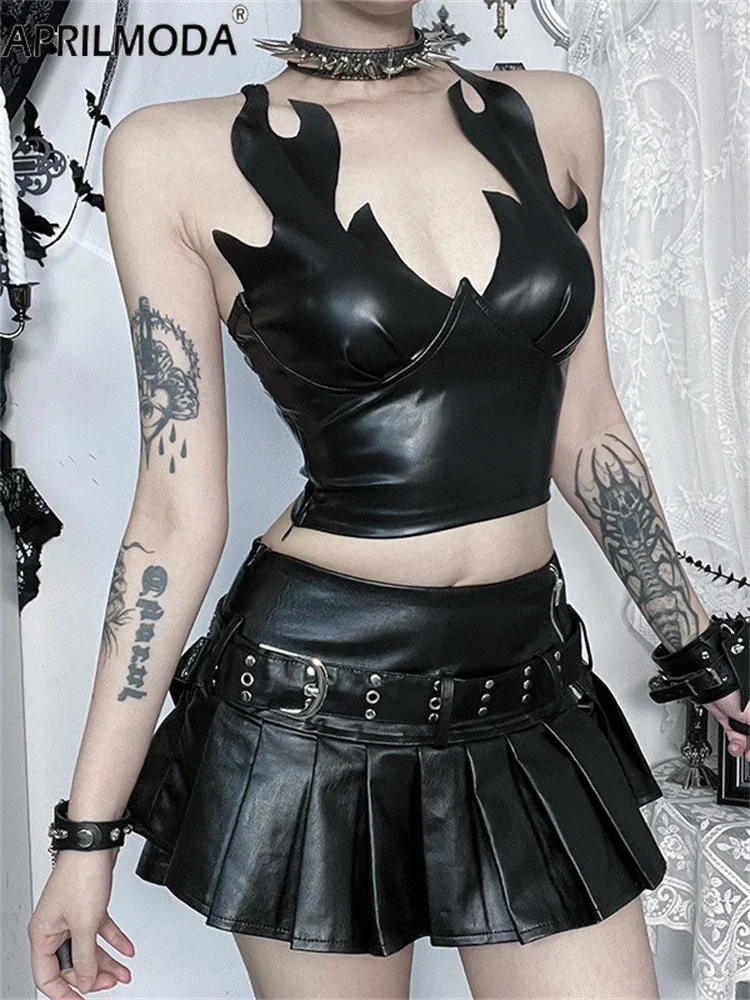 PU Leather Fire Design Halloween Black Gothic Crop Tops Sexy Spaghetti Straps Y2K Banadage Punk Style Short Camisole Party Wear
PU Leather Fire Design Halloween Black Gothic Crop Tops Sexy Spaghetti Straps Y2K Banadage Punk Style Short Camisole Party Wear