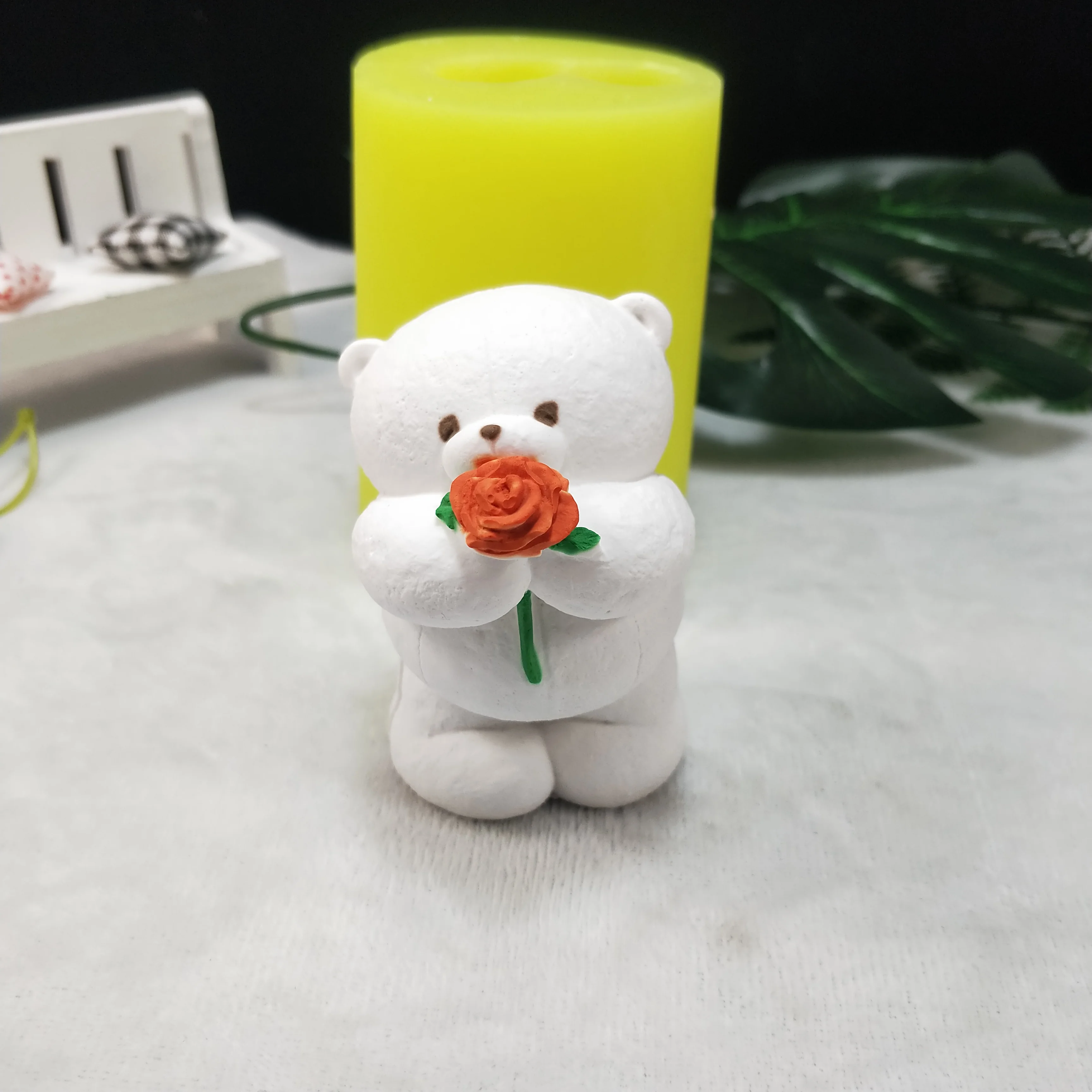 DW0188 PRZY Mold Silicone 3D Bear Rose Soap Molds Gypsum Chocolate Candle Candy Mold Bouquet Bear Clay Resin Lovely Moulds
DW0188 PRZY Mold Silicone 3D Bear Rose Soap Molds Gypsum Chocolate Candle Candy Mold Bouquet Bear Clay Resin Lovely Moulds
