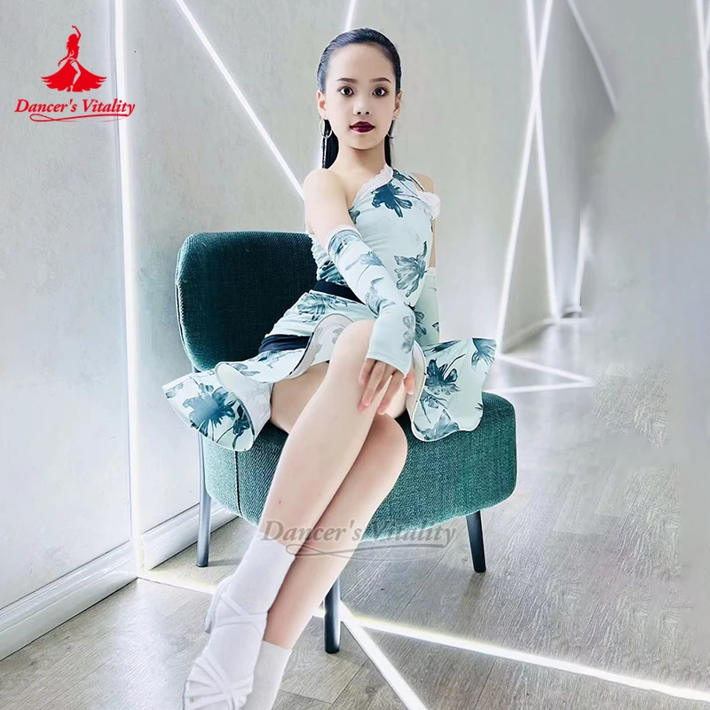 Сине-белый фарфоровый цвет, подростковое латинское боди без рукавов + юбка с рыбьей косточкой, одежда для выступлений в стиле танцовщицы, чача
Сине-белый фарфоровый цвет, подростковое латинское боди без рукавов + юбка с рыбьей косточкой, одежда для выступлений в стиле танцовщицы, чача