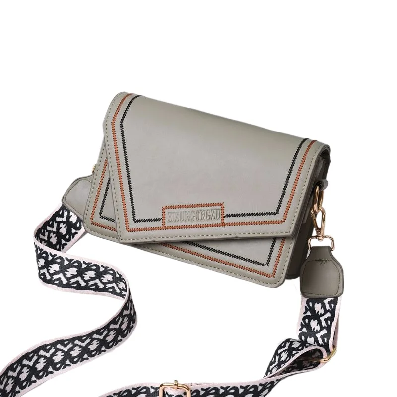 Новая высококачественная сумка через плечо в стиле «маленький француз», модная и универсальная сумка-мессенджер, простая и элегантная сумка для повседневного использования.
Новая высококачественная сумка через плечо в стиле «маленький француз», модная и универсальная сумка-мессенджер, простая и элегантная сумка для повседневного использования.