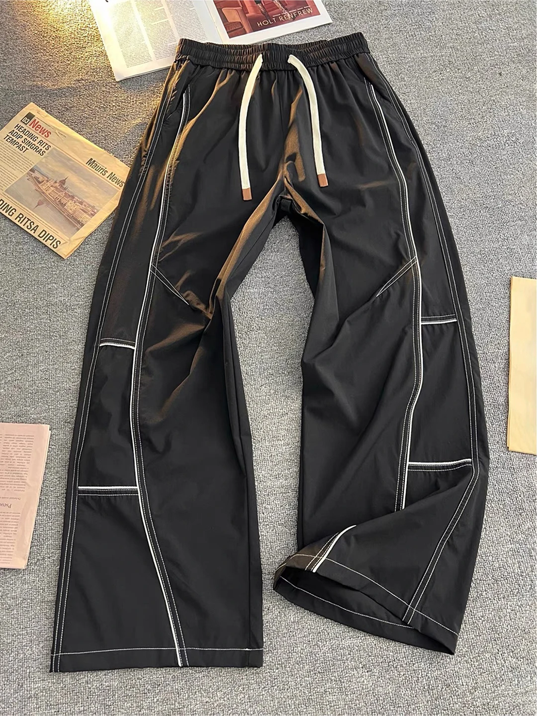 American Style Splice Waterproof Quick Dry Work Trousers Summer Cool Feeling Outdoor Loose Casual Pants for Men
American Style Splice Waterproof Quick Dry Work Trousers Summer Cool Feeling Outdoor Loose Casual Pants for Men