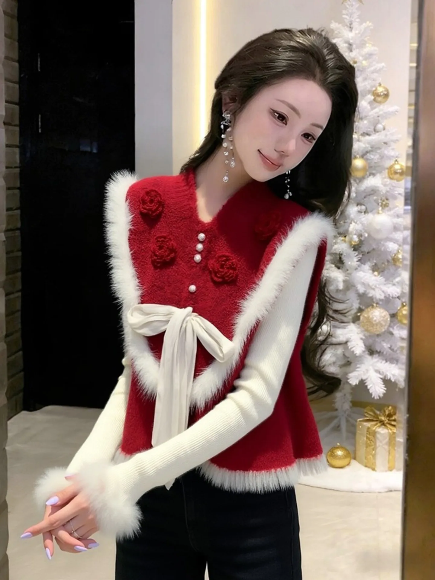 Новинка! Женский вязаный жилет Aosphere для ранней весны, многослойный топ с узлом и 3D-цветочным дизайном, роскошный вид
Новинка! Женский вязаный жилет Aosphere для ранней весны, многослойный топ с узлом и 3D-цветочным дизайном, роскошный вид