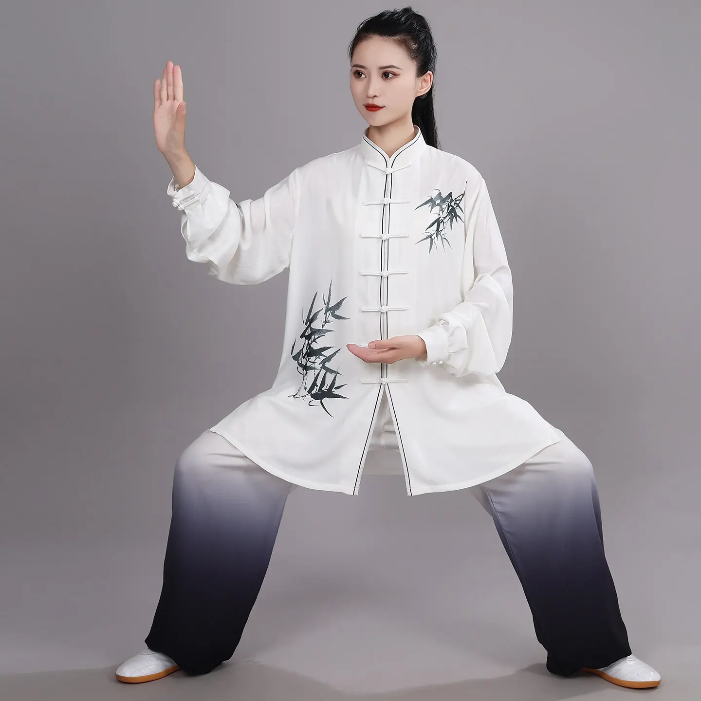Elegant Print Tai Chi Uniform Spring Summer Performance Martial Arts Morning Practice Mid-Long Kung Fu Set Wushu group training
Elegant Print Tai Chi Uniform Spring Summer Performance Martial Arts Morning Practice Mid-Long Kung Fu Set Wushu group training