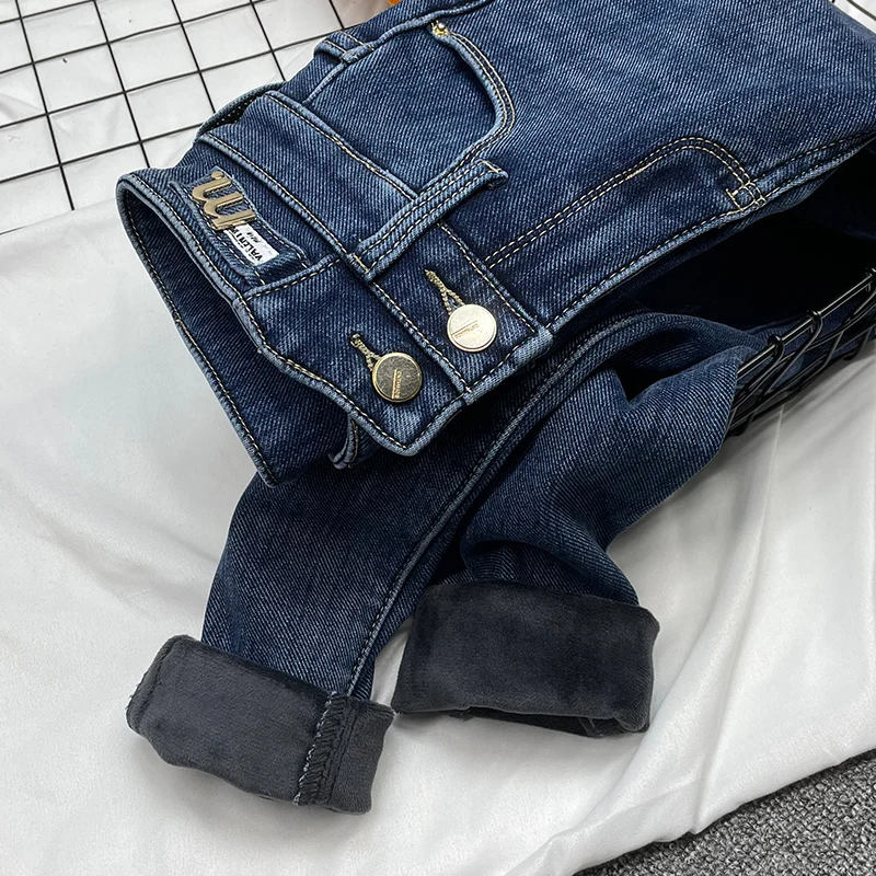 Autumn Winter Women's Pencil Pants Korean Fashion High Waist Slim Velvet Jeans 2023 New Thicked Skinny Denim Trousers
Autumn Winter Women's Pencil Pants Korean Fashion High Waist Slim Velvet Jeans 2023 New Thicked Skinny Denim Trousers