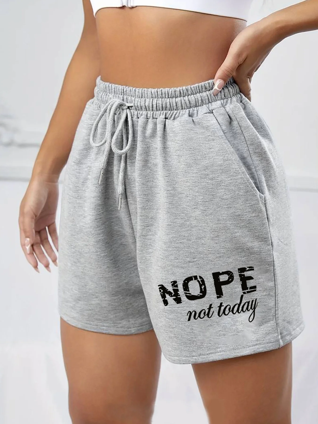 2026 Women's Summer Casual Shorts Letter Print Loose Fit Stylish and Versatile Suitable for Gym and Lounge Wear
2026 Women's Summer Casual Shorts Letter Print Loose Fit Stylish and Versatile Suitable for Gym and Lounge Wear