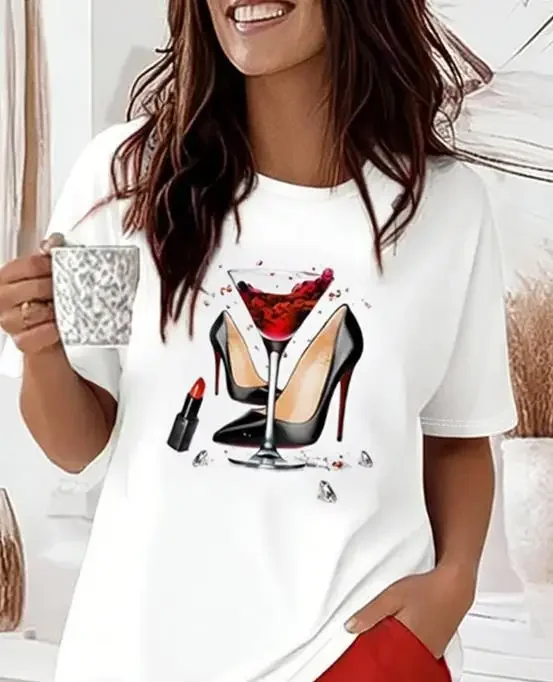 Women's 2 Pieces Outfit Summer Home Wear Graphic Print Round Neck Short Sleeve Top & Elastic Waist Shorts Set Casual Pajamas Set
Women's 2 Pieces Outfit Summer Home Wear Graphic Print Round Neck Short Sleeve Top & Elastic Waist Shorts Set Casual Pajamas Set